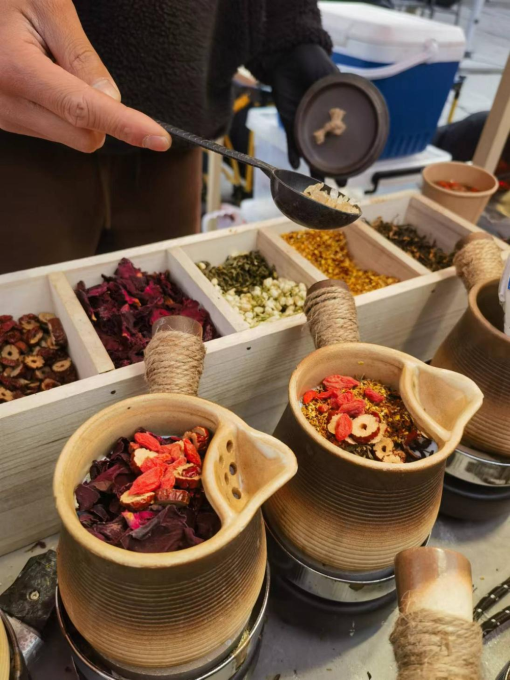 欧陆平台注册:“把学历改成高中后,我终于找到了工作”